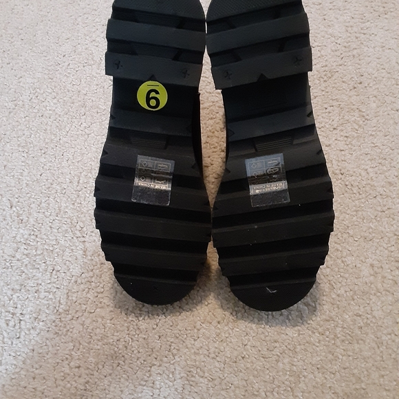 Nicole Miller Boots Size 9 - Picture 3 of 8